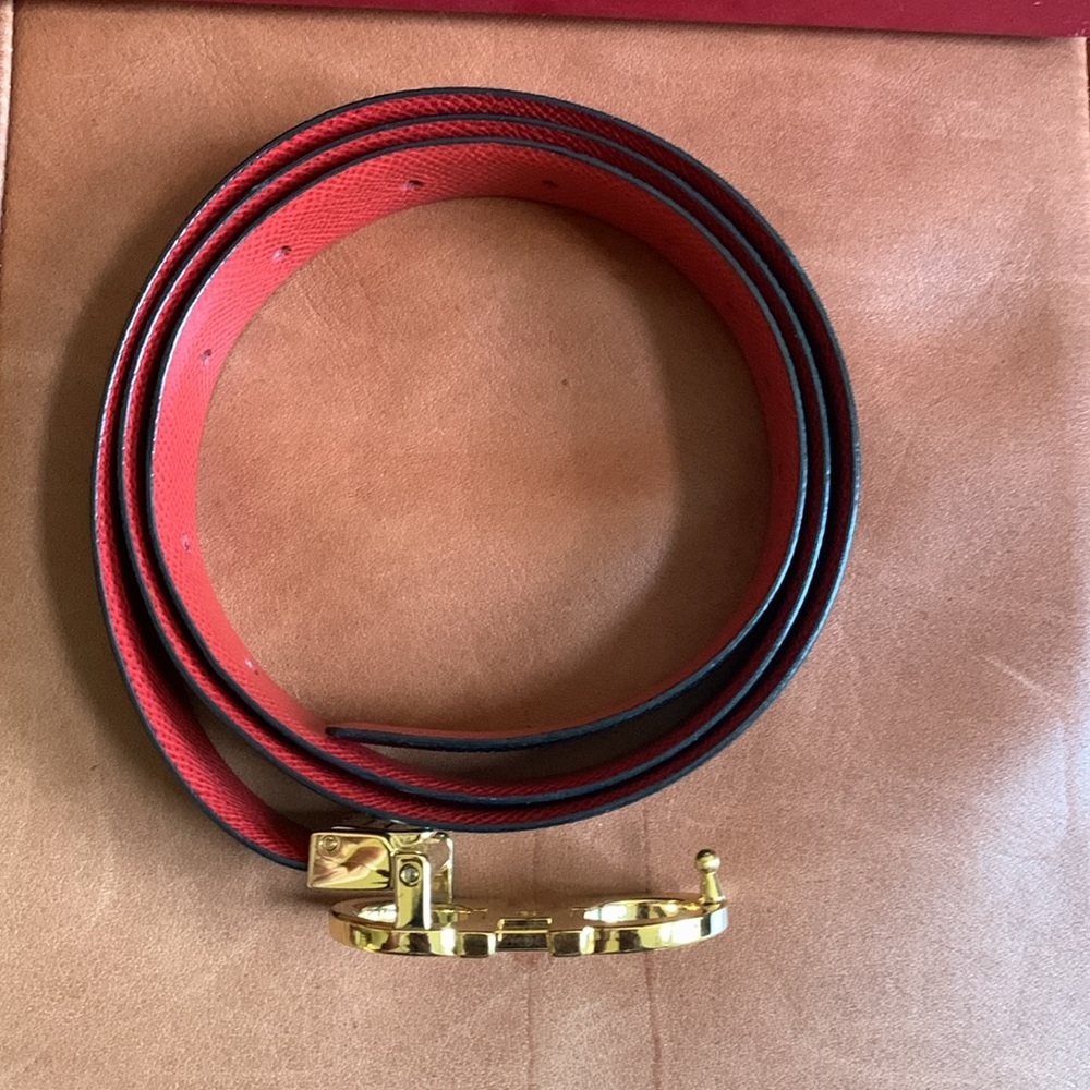 ⚡️FLASH SALE⚡️Salvatore Ferragamo Black and Red Belt with Gold Gancini Buckle - Picture 3 of 6
